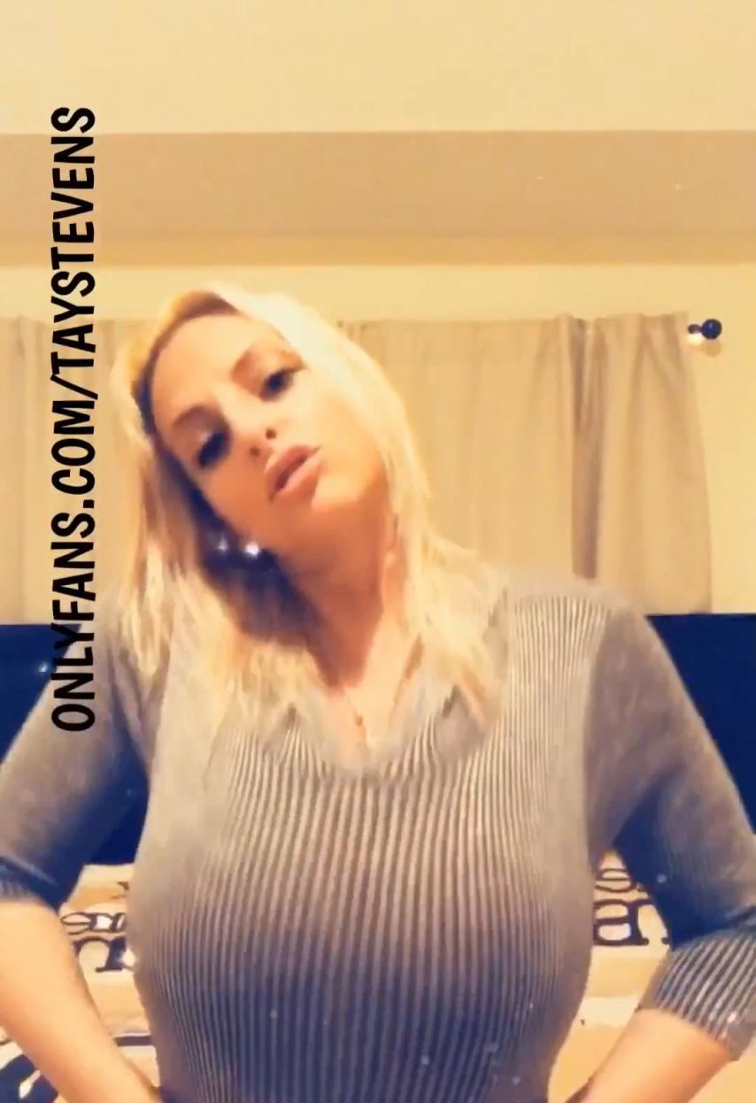 TAY STEVENS NO BRA SEXY STRIPPER DANCE