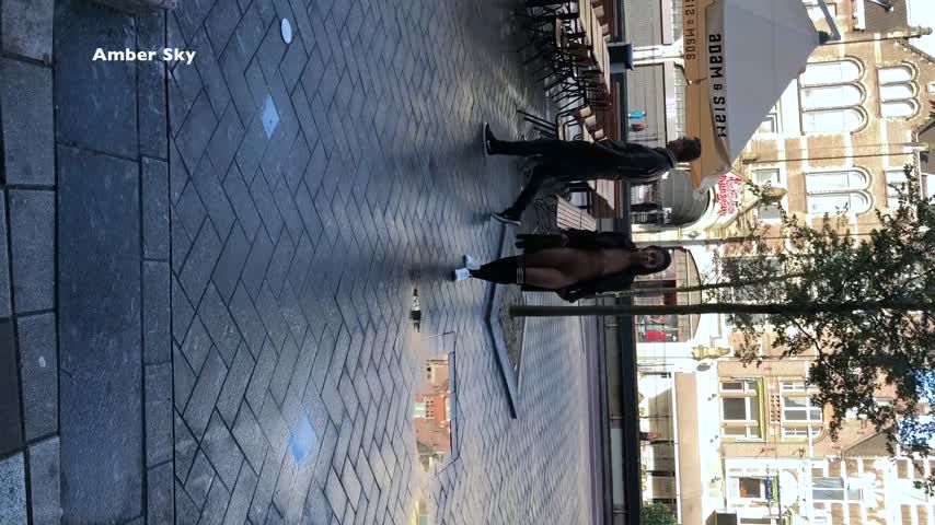 Publ Exp Amber Sky-Streets of Amsterdam