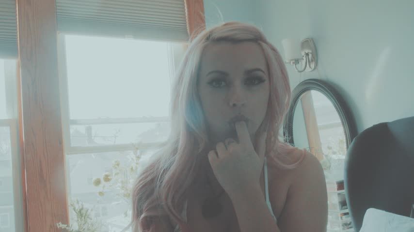 Naked Stuff: Lexi Belle