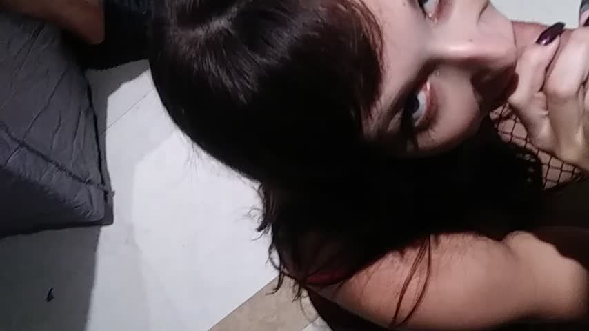 A quick deep throat from Lexi Luna