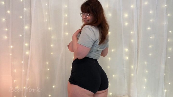 Cute Star Wars Girl Strikes Back