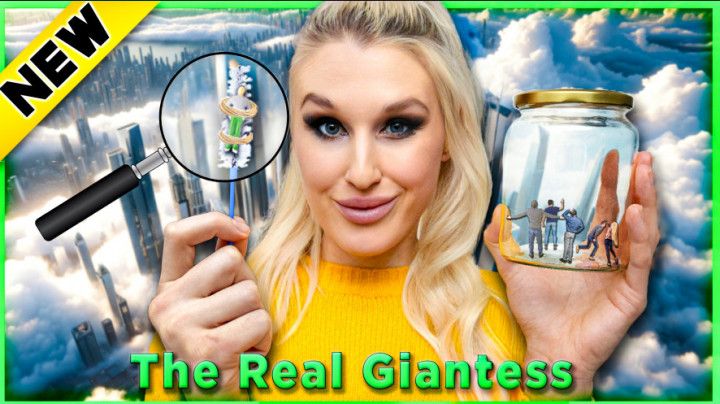 Real Giantess wipe her ass with tinies no toiletpaper