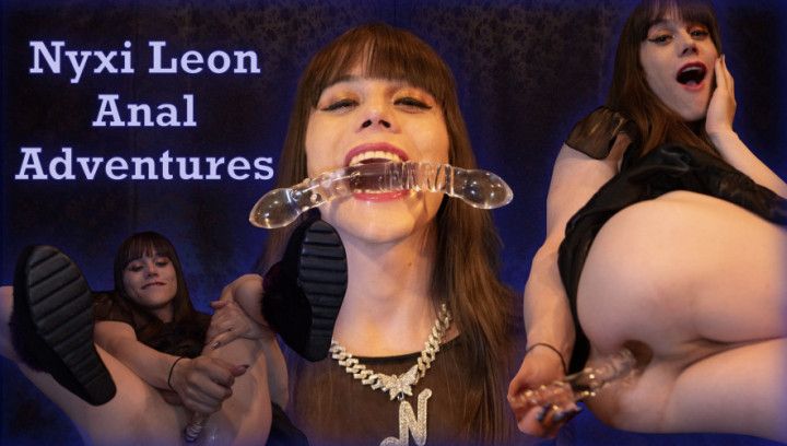 Nyxi in her AVNs dress