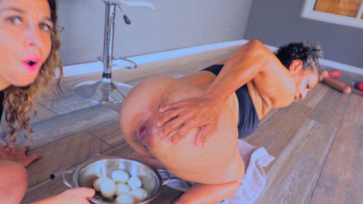 WE PLAYED AS ANAL CHICKENS! EXTREME FOOD INSERTION