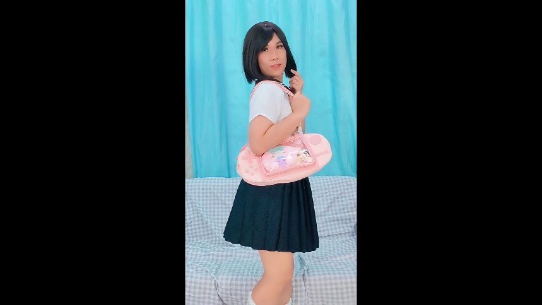 CutieMei skipped class to tease step-daddy