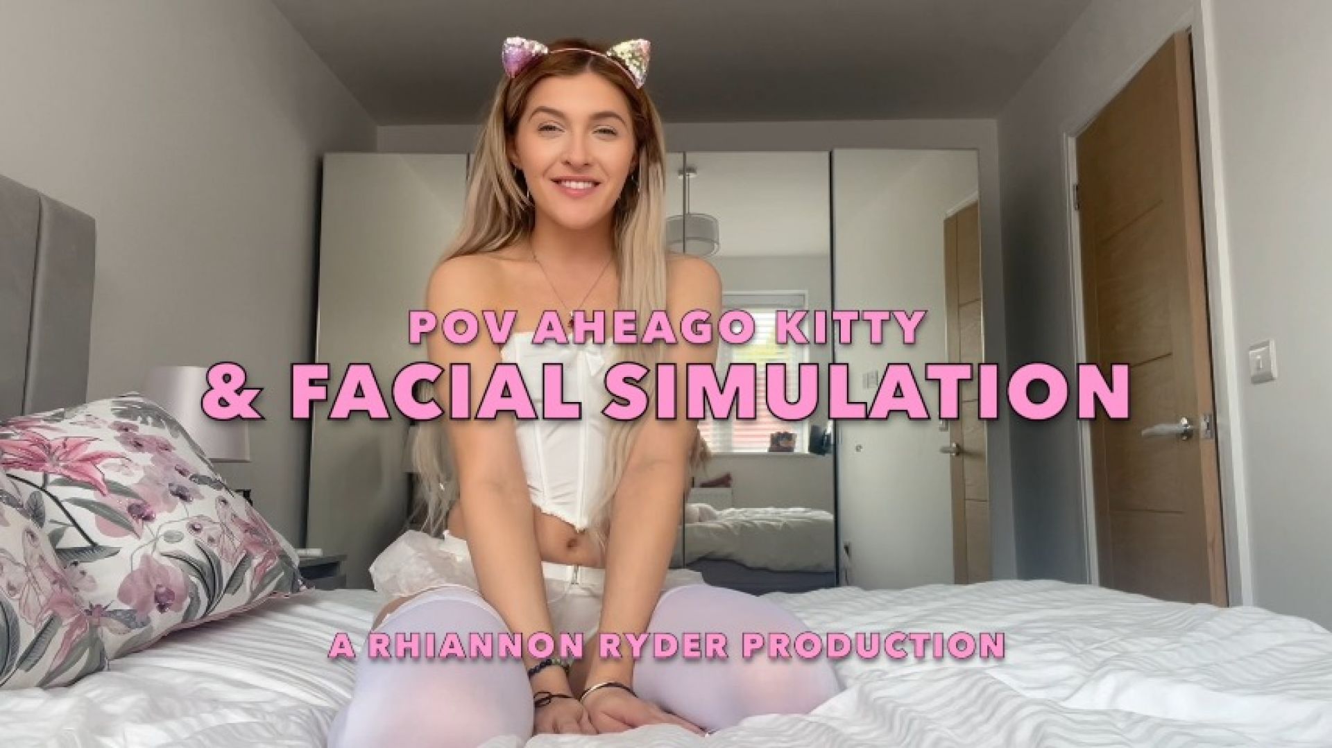 AHEAGO KITTY &amp; FACIAL SIMULATOR