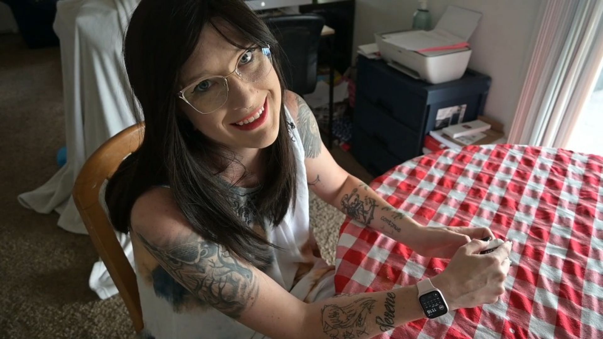 Wild step-Mommy Kisses