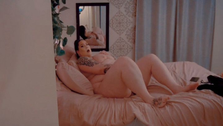 You're Caught Spying on Friend's BBW step-Sister