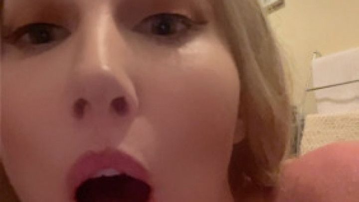 Jacuzzi Jet Masturbation