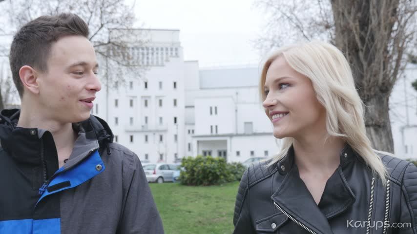 Zazie Skymm: Teabagged