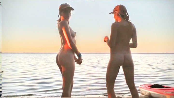 Sally's dream naked on the beach