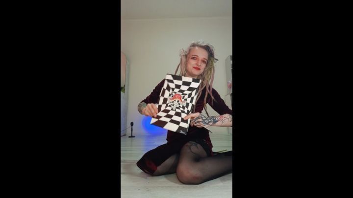 I'm telling you about my paintings