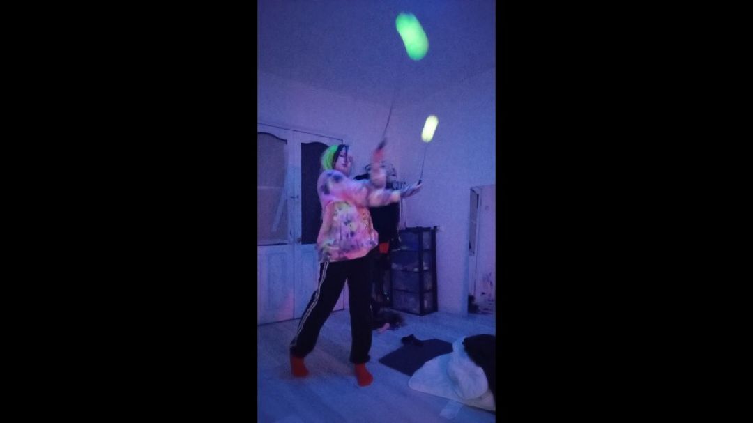 Cozy poi dance training