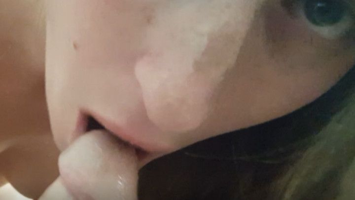 2 cum swallows one Blowjob