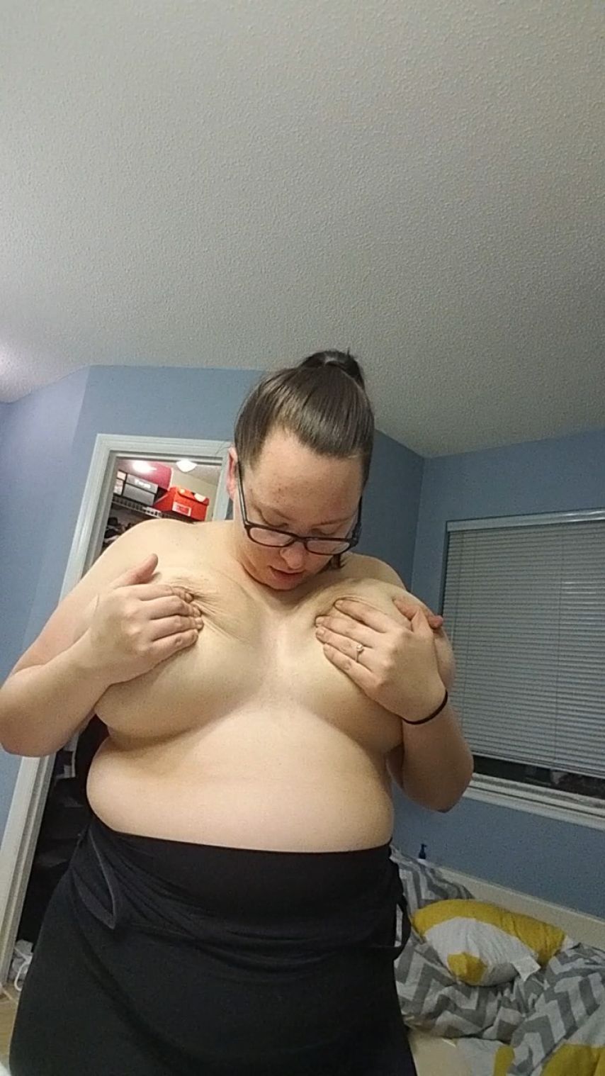 Sweaty Smelly Titties