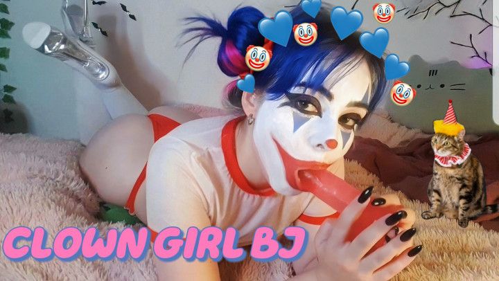Horny clown girl tease &amp; bj