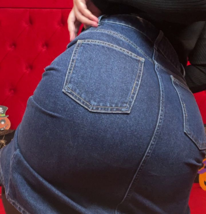 Coworker Christina's Jeans Ass CEI