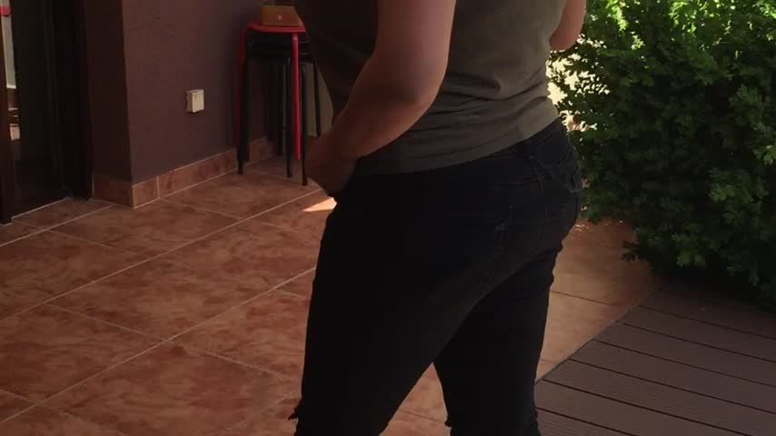 Street wear, smoking