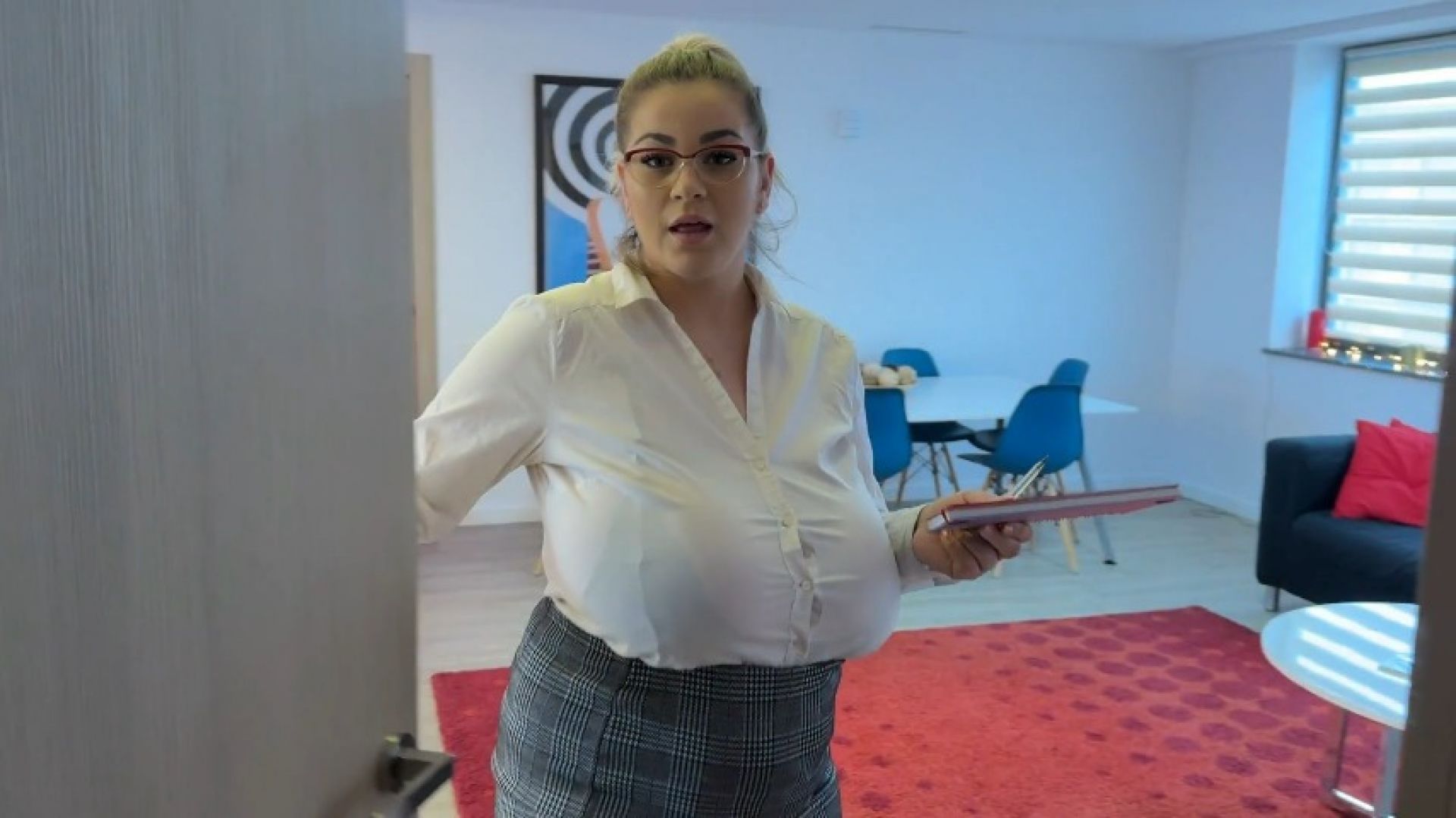 Nympho teacher gives private tutoring