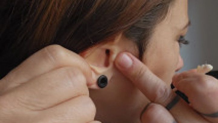 Cleaning my Ear wax using Qtips