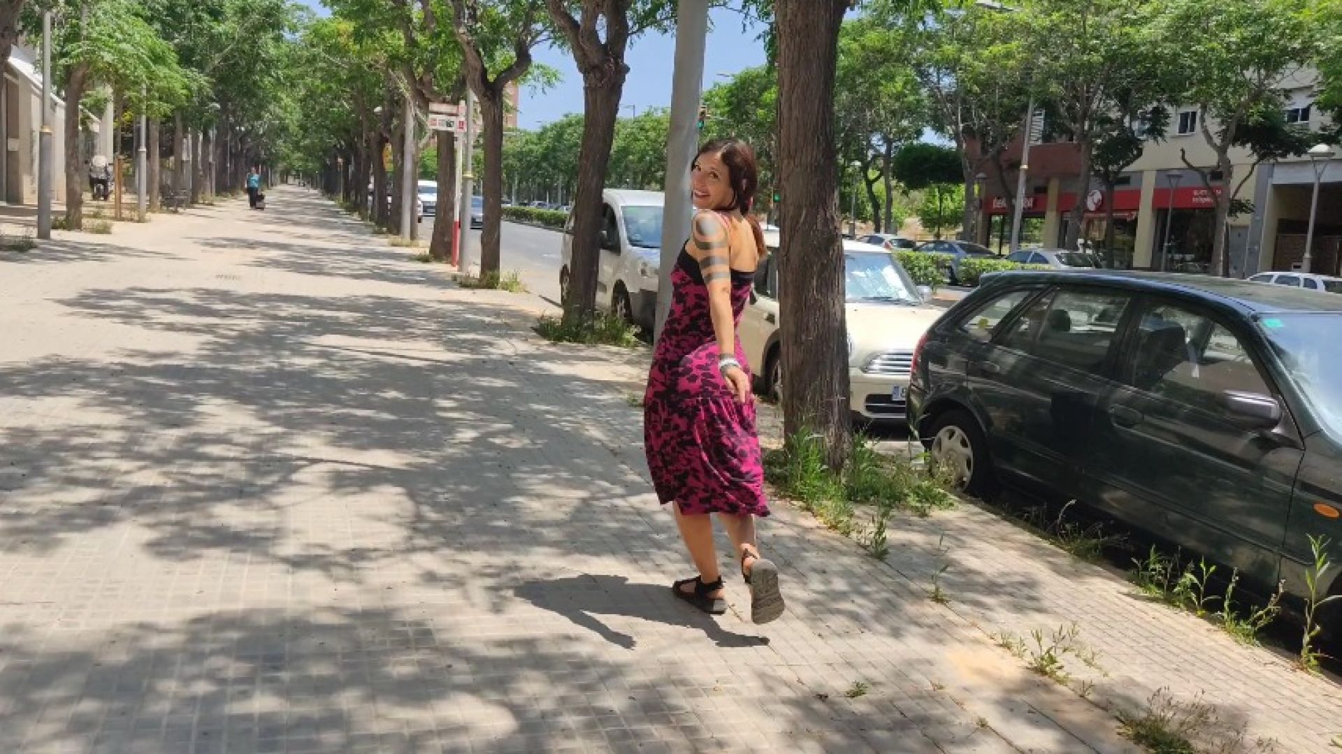 Walking street sandals