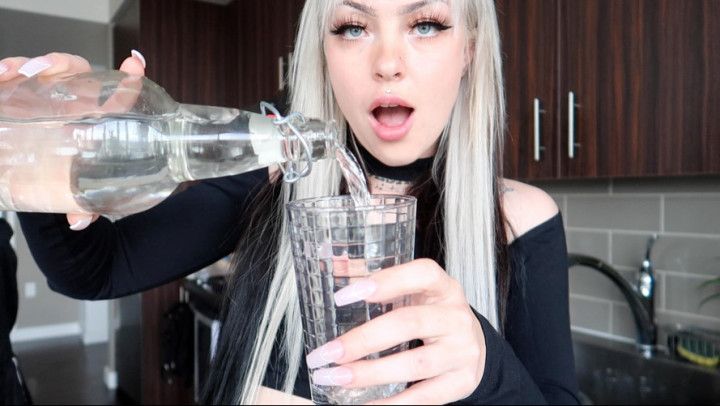 Pee your pants for goddess JOI