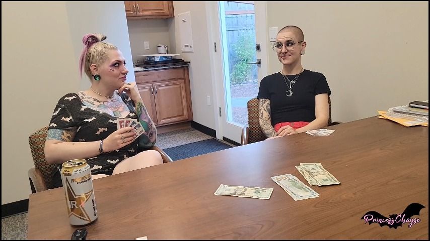 Strip Poker Double Blowjob &amp; Facial