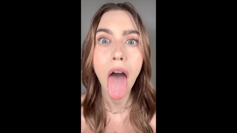 Cute teen slut Jill Kassidy begs for facial JOI