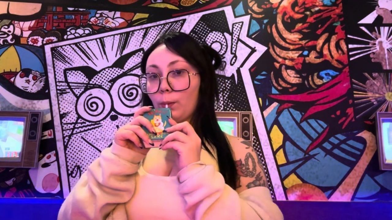 Sushi &amp; Saki Mukbang At Area15