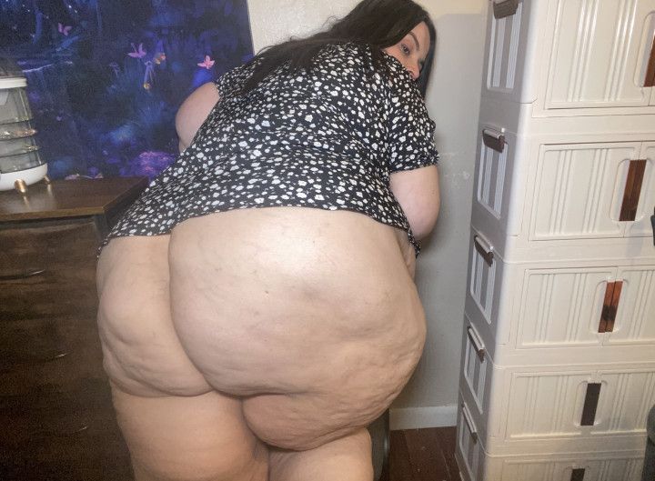 BIG BOOTY TINDER DATE