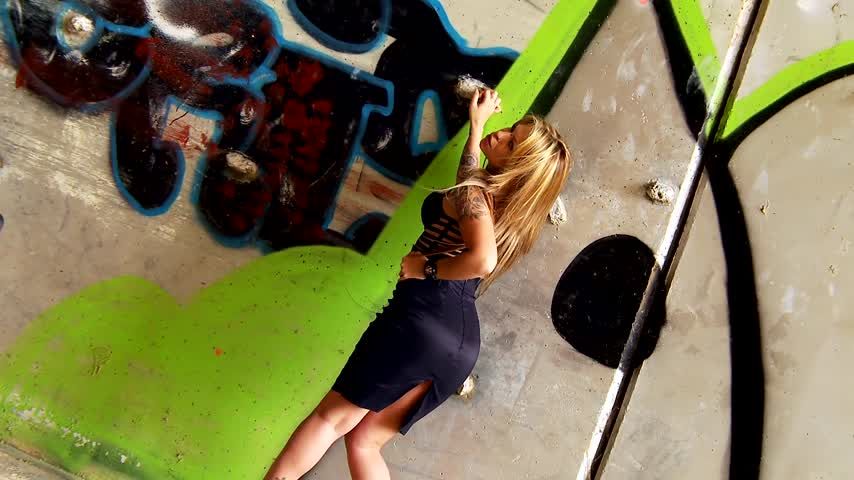 aris dark follada brutalmente