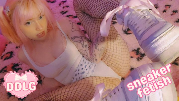 daddy loves my sneakers