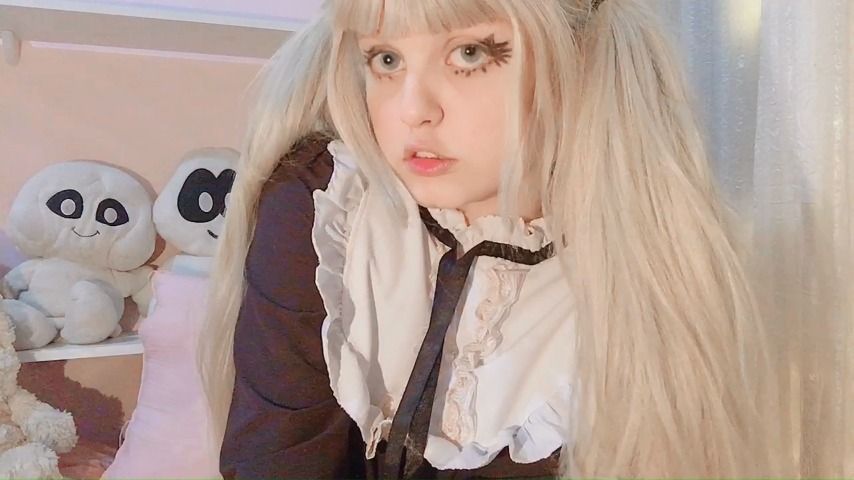 Goth Cute Girl Anal Fingering