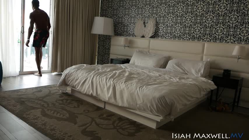 Getting Kit Mercer alone in Miami