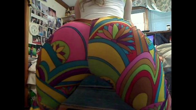 Stormy's stinky past- Swirl leggings