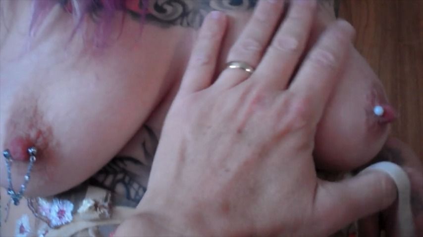 British Alt girl Scarlett, suck and fuck