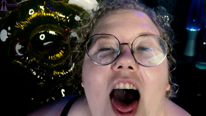 Roxanne Stones Vore Session