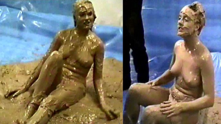 Backstage at the Wet &amp; Messy Meet 0705m1