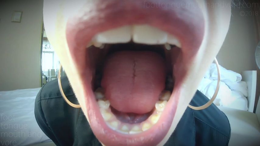 The Hotel Hunt 60 FPS POV Vore