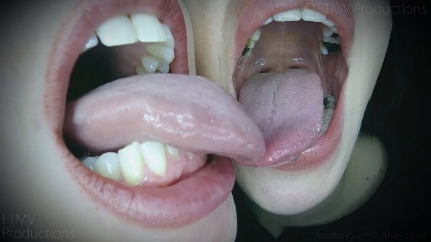 Elina &amp; Nora's Beautiful Long Tongues
