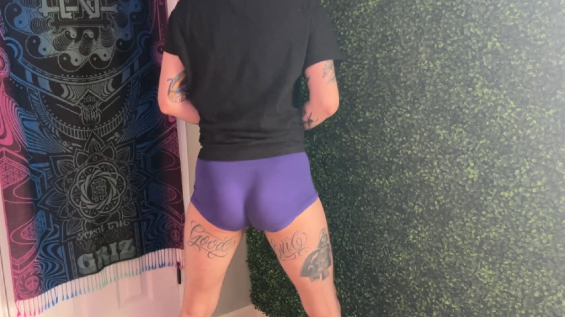 Farting While Doing Squats