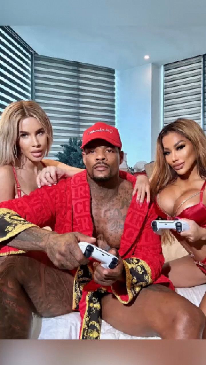 Ema Karter And CJ Miles Sneak Into Jason Luvs To Play With T