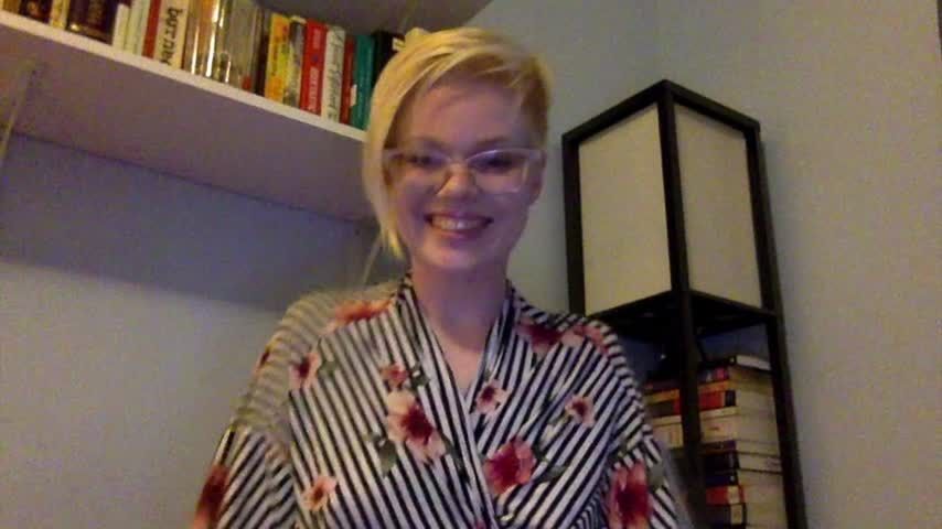 Get to Know Pearl Sinclair