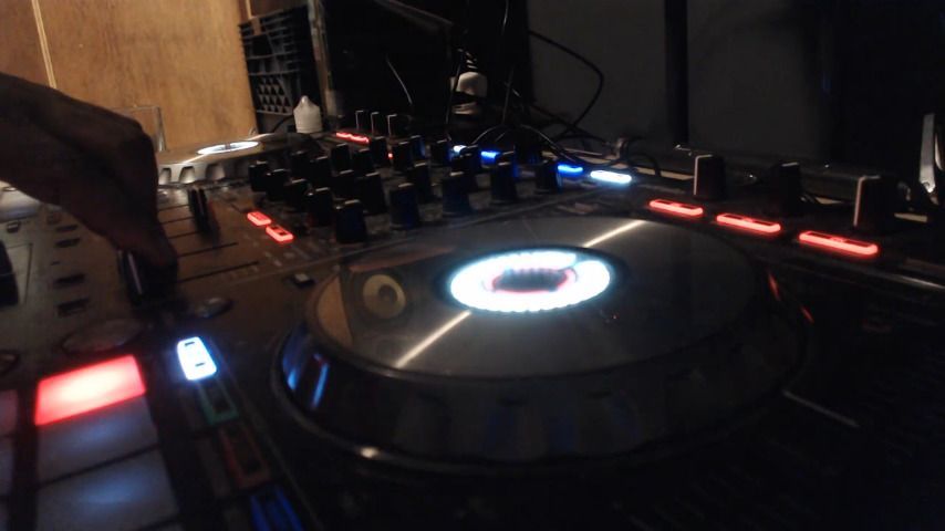 Quarantine Mashup &amp; Pop House Mix 1