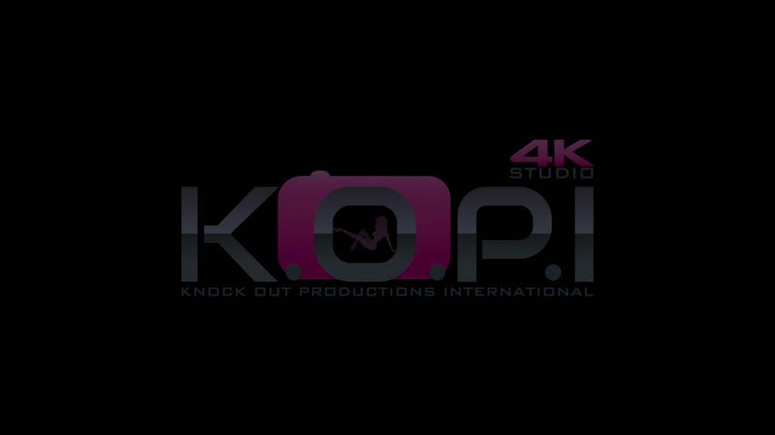 Roxiii and I Strap on fucking Part 5