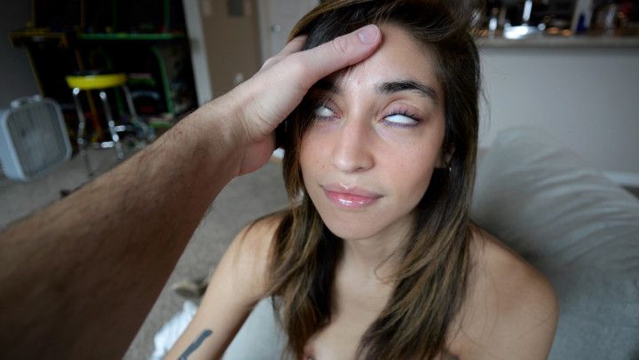 Lexia Obeys the Landlord HD