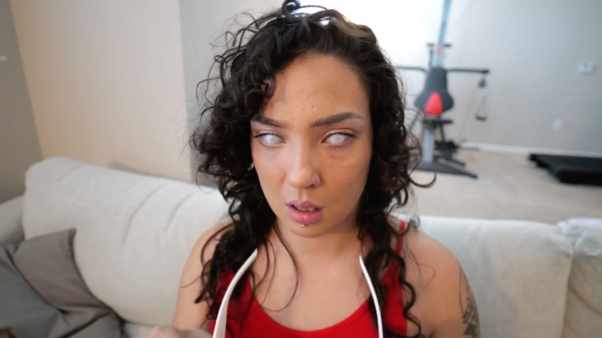 Belle Submits to Men HD