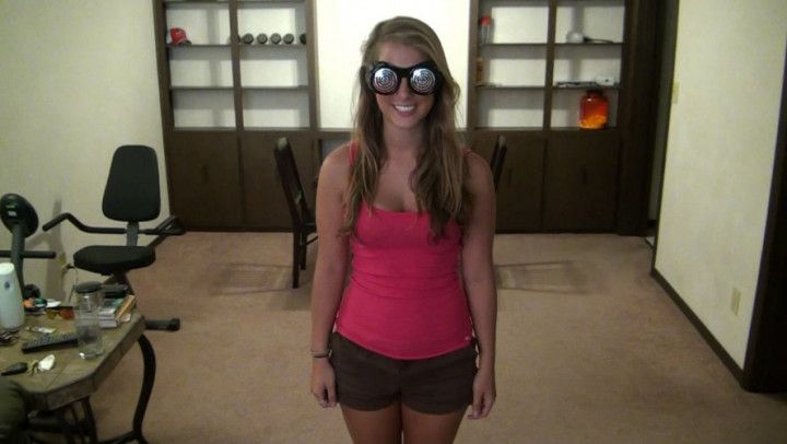 Glasses 5 - Victoria MV