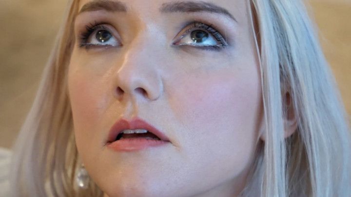 Ella Noir Manipulated 4K