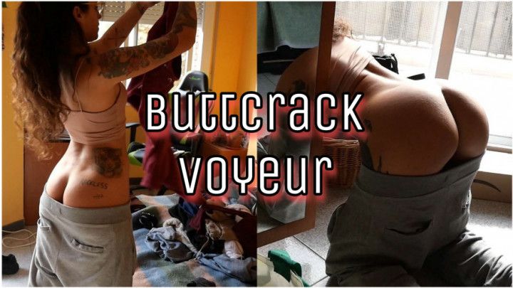 Buttcrack Fetish: My roomate